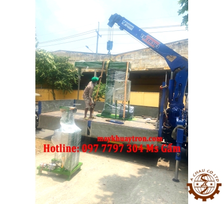 MÁY KHUẤY HÓA CHẤT 2000 LÍT